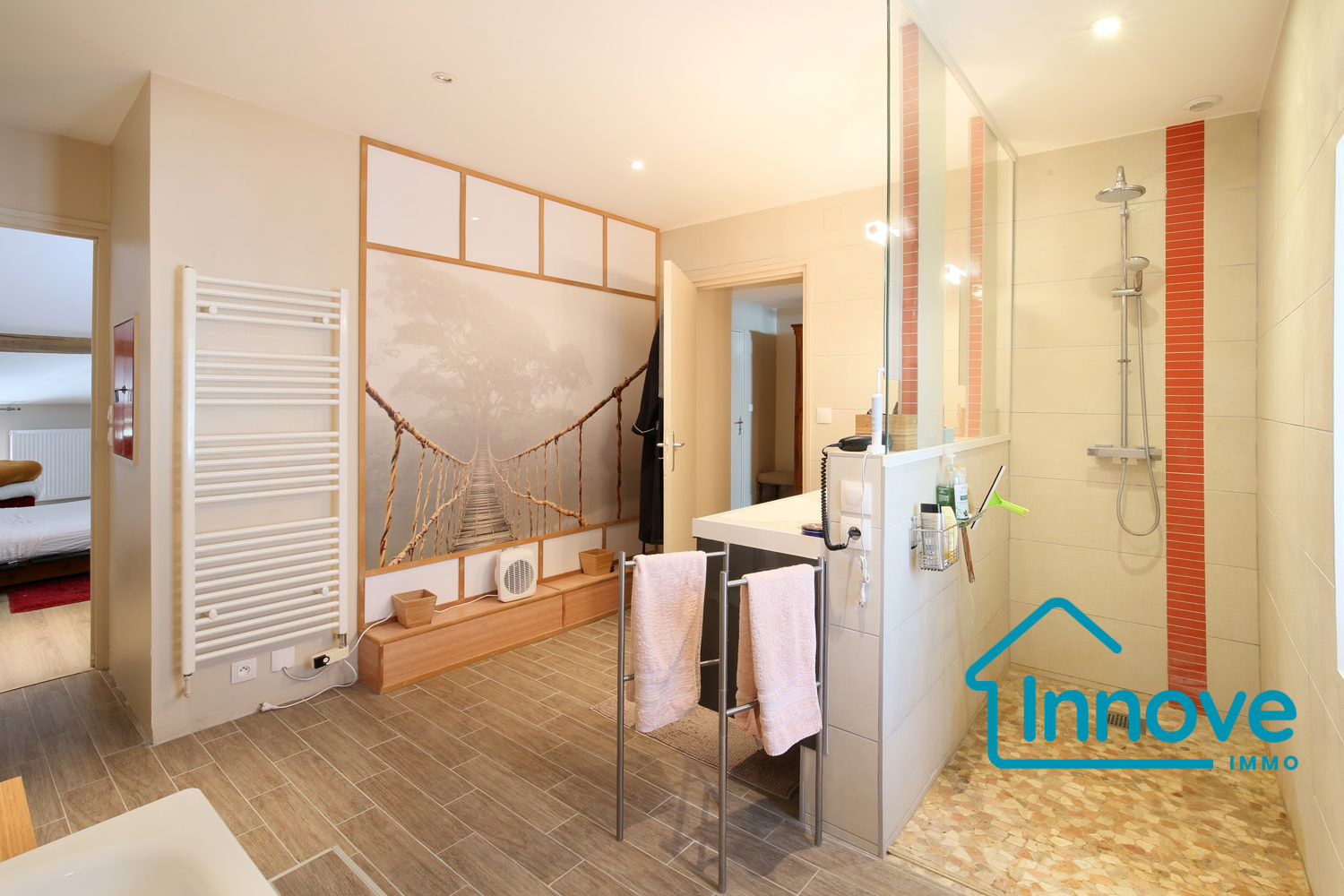 
                                                Vente
                                                 Grande maison familiale avec gîte indépendant – 276 m² –