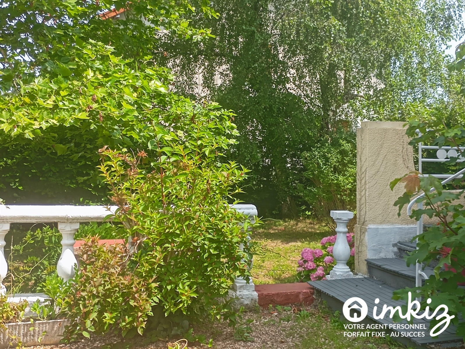 
                                                Vente
                                                 Grande maison familiale de caractère