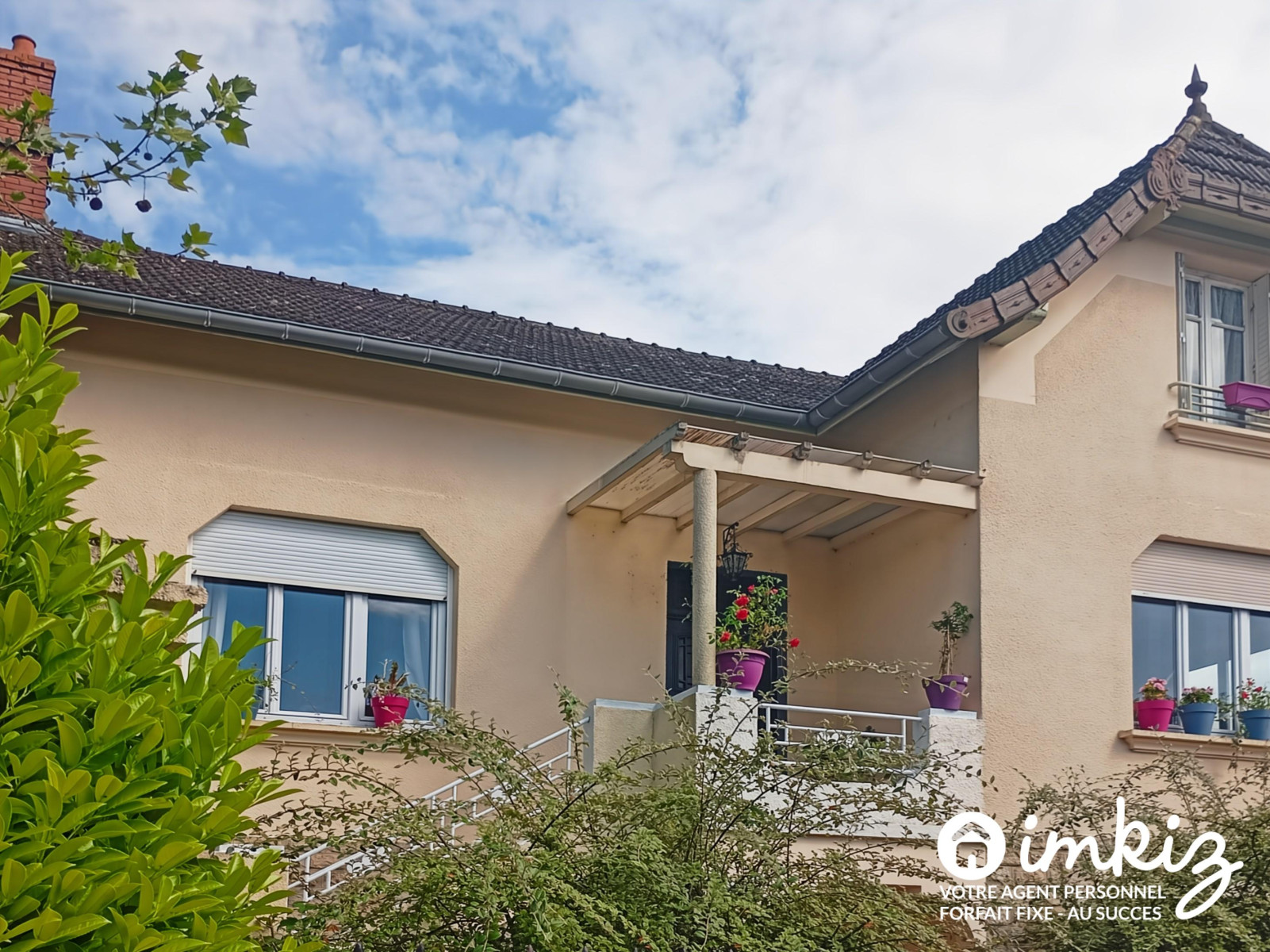 
                                                Vente
                                                 Grande maison familiale de caractère