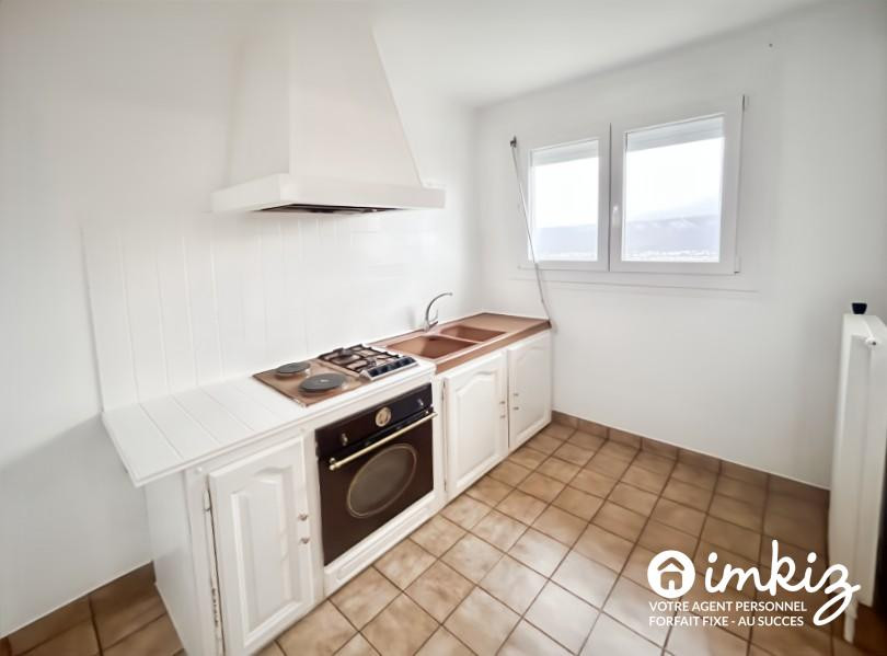 
                                                Vente
                                                 Grande maison familiale, entre forêt et ville