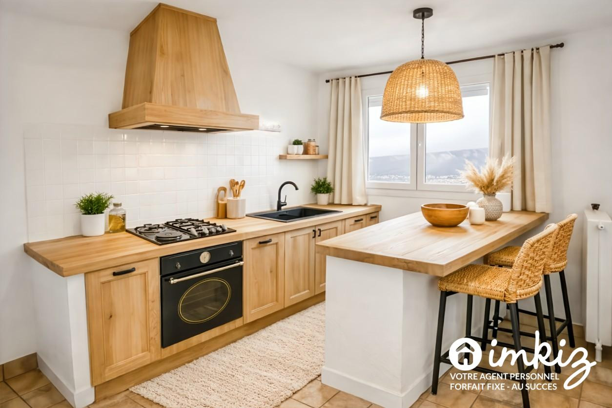 
                                                Vente
                                                 Grande maison familiale, entre forêt et ville