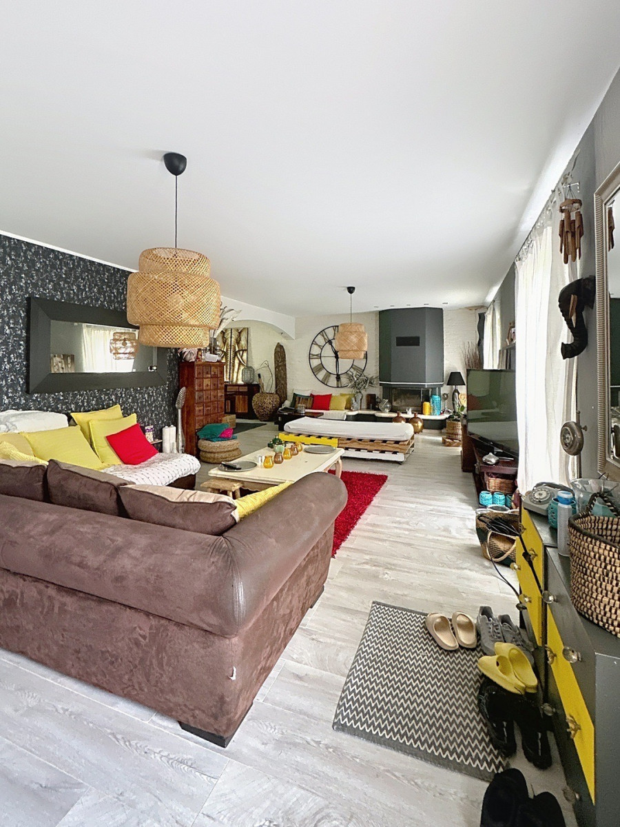 
                                                Vente
                                                 Grande maison familiale JOIGNY