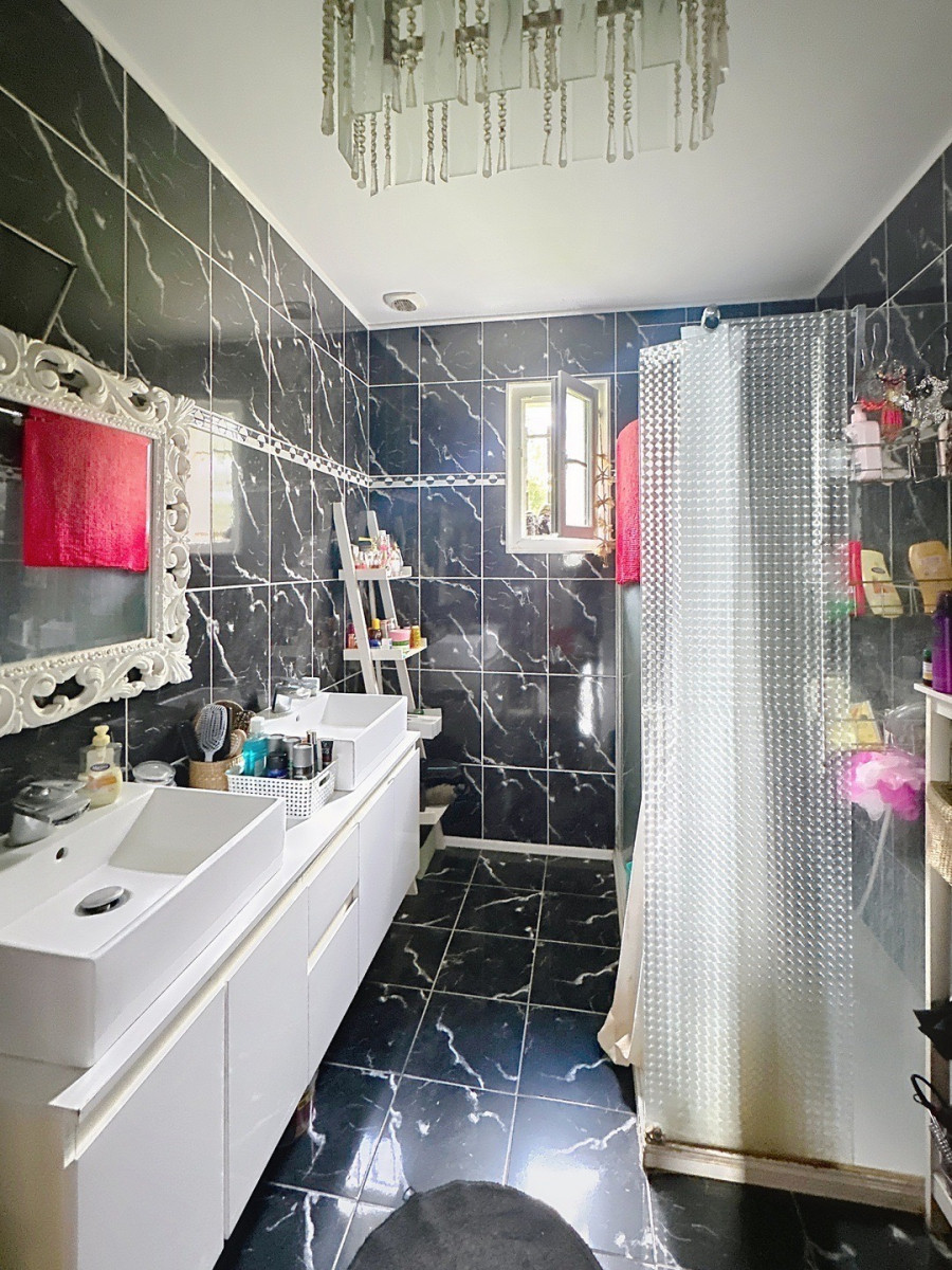 
                                                Vente
                                                 Grande maison familiale JOIGNY