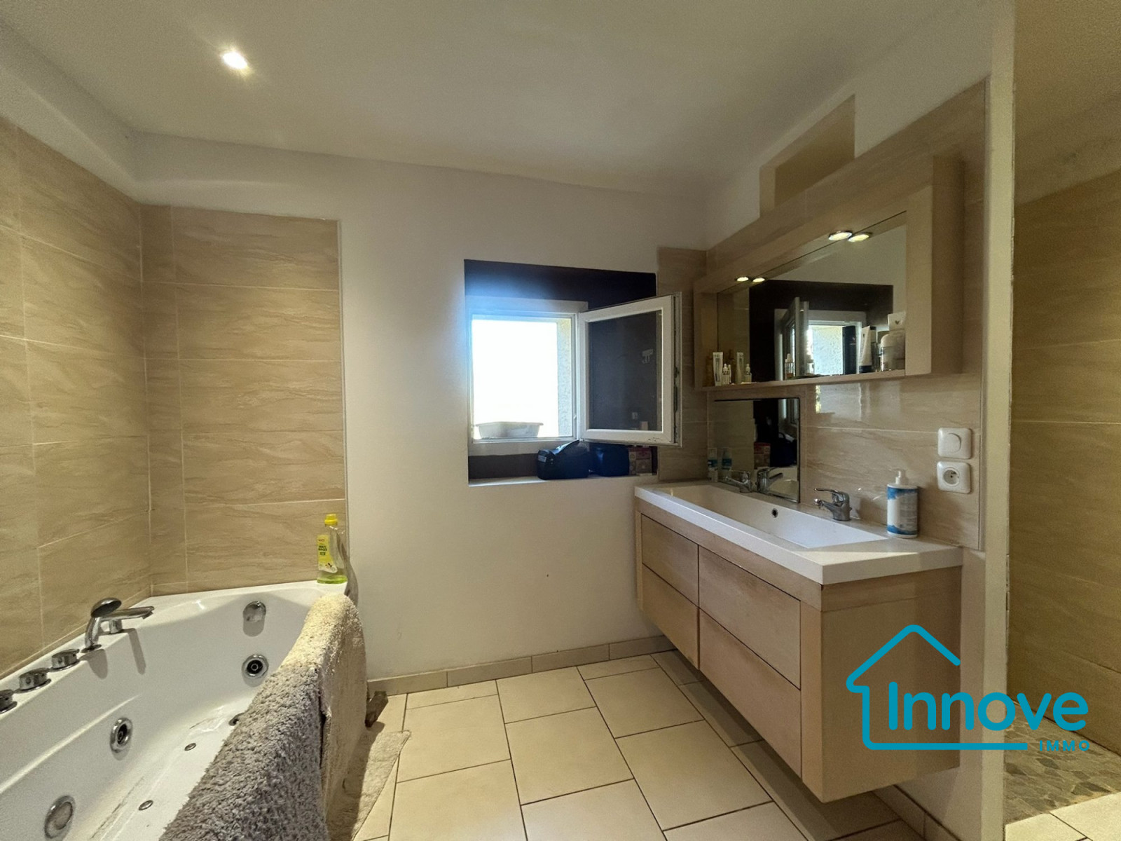 
                                                Vente
                                                 Grande maison gerçoise au calme absolu