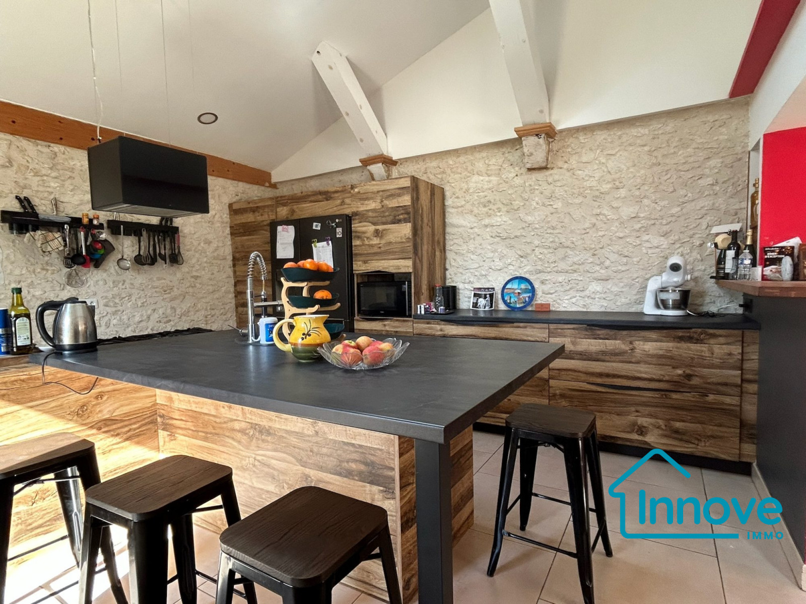 
                                                Vente
                                                 Grande maison gersoise au calme absolu