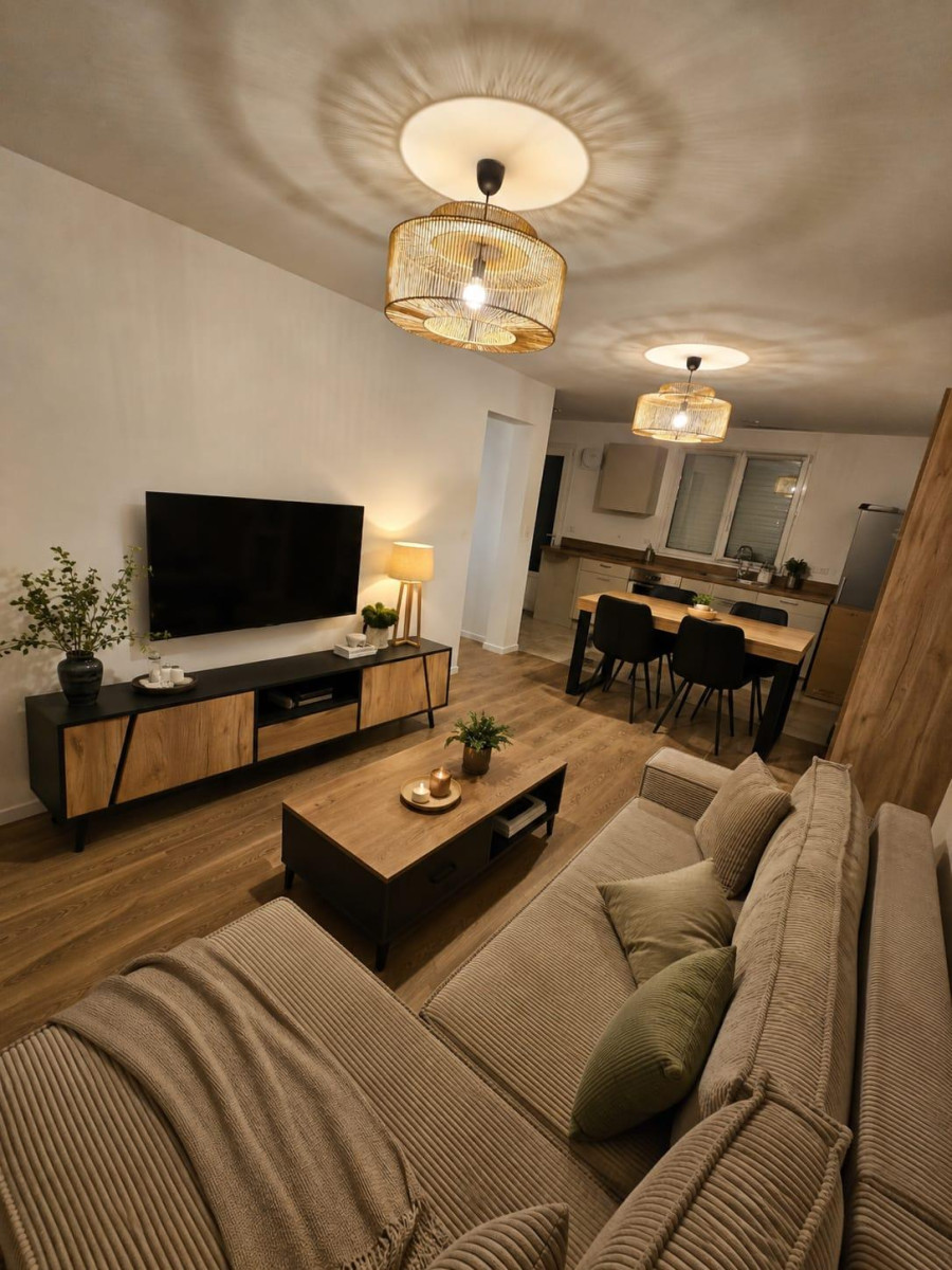 
                                                Colocation
                                                 🏡Grande maison meublée en colocation Belle-Beille