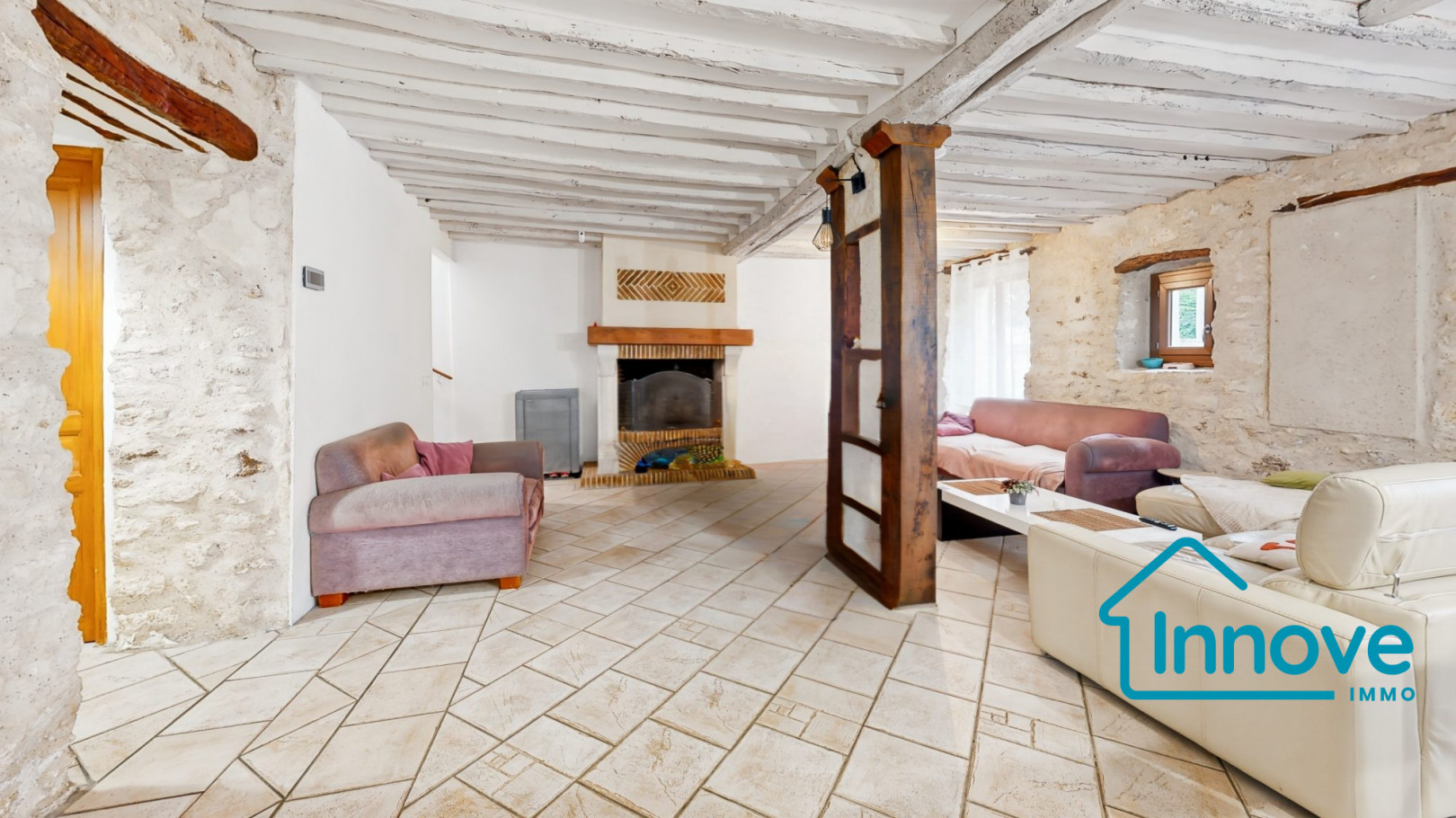
                                                Vente
                                                 Grande propriété avec piscine à 10 min de Mantes