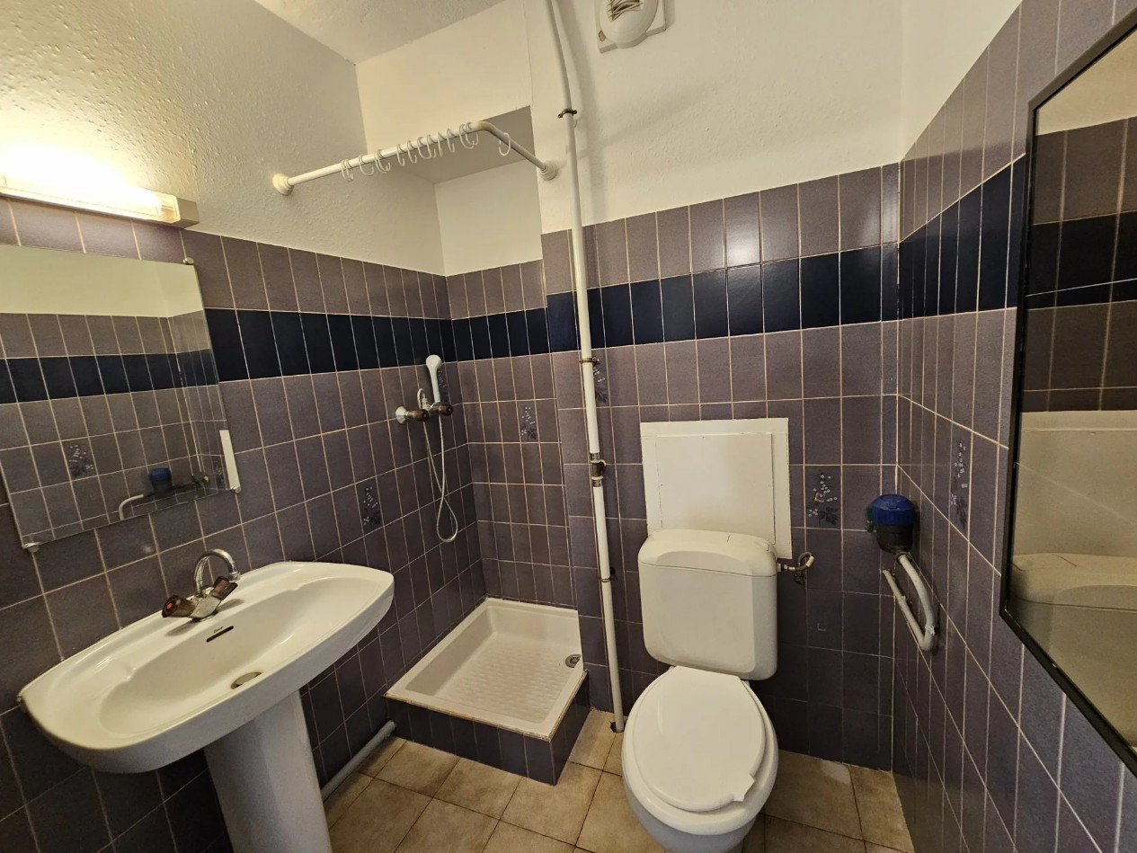 
                                                Vente
                                                 Grande terrasse pour ce T1 en Rdc