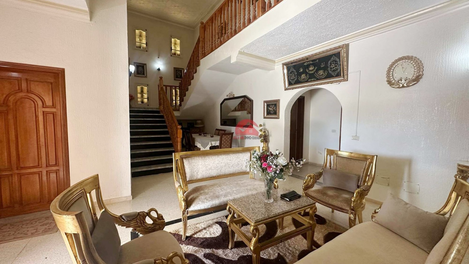 
                                                Vente
                                                 GRANDE VILLA MEUBLÉE À DJERBA MIDOUN ZA