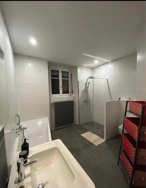 
                                                Colocation
                                                 Grandes chambres dispos dans belle coloc 100m²