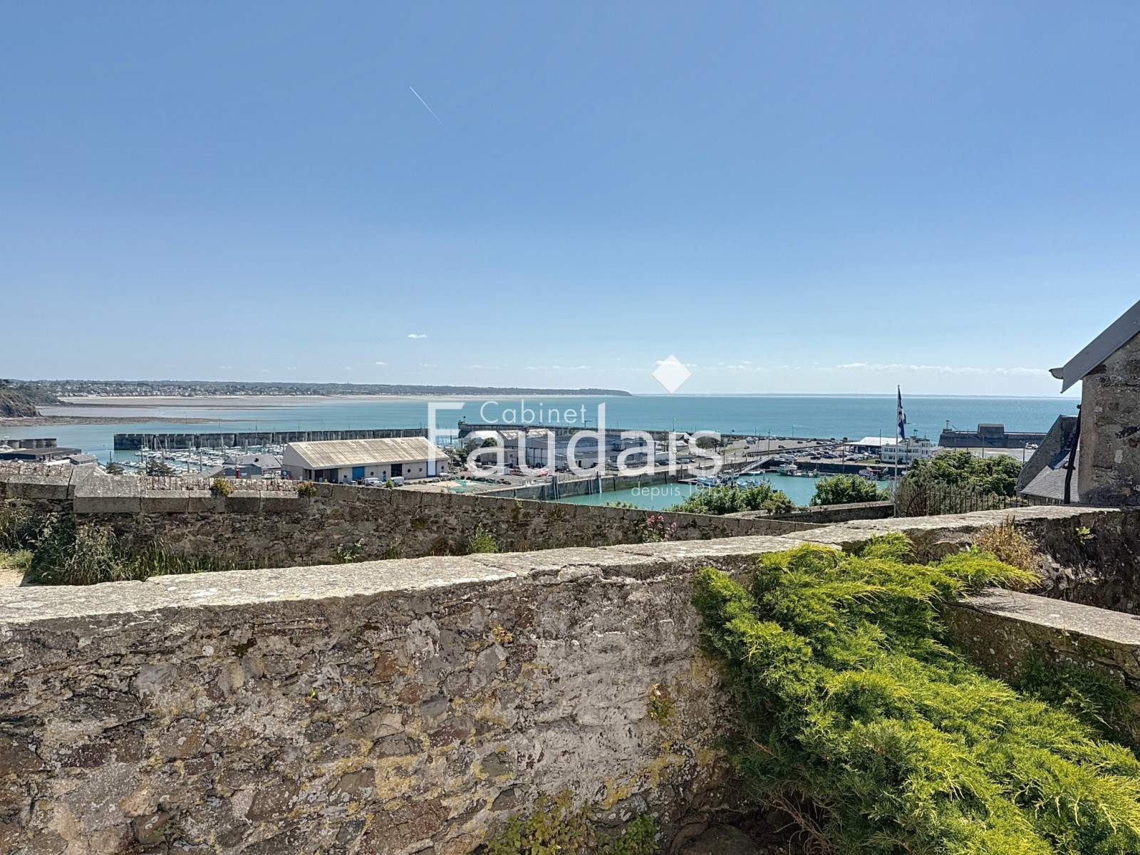 
                                                Vente
                                                 Granville, La Haute Ville