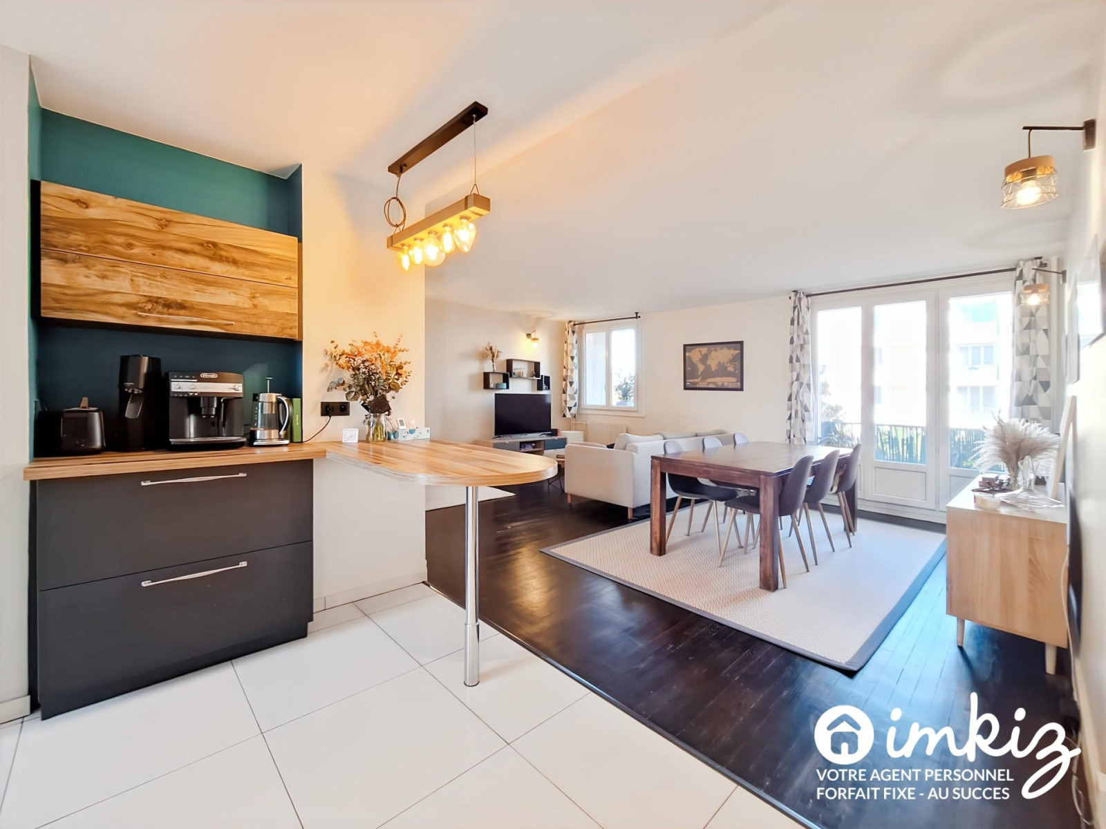 
                                                Vente
                                                 Gratte ciel - Appartement 70 m² avec balcon