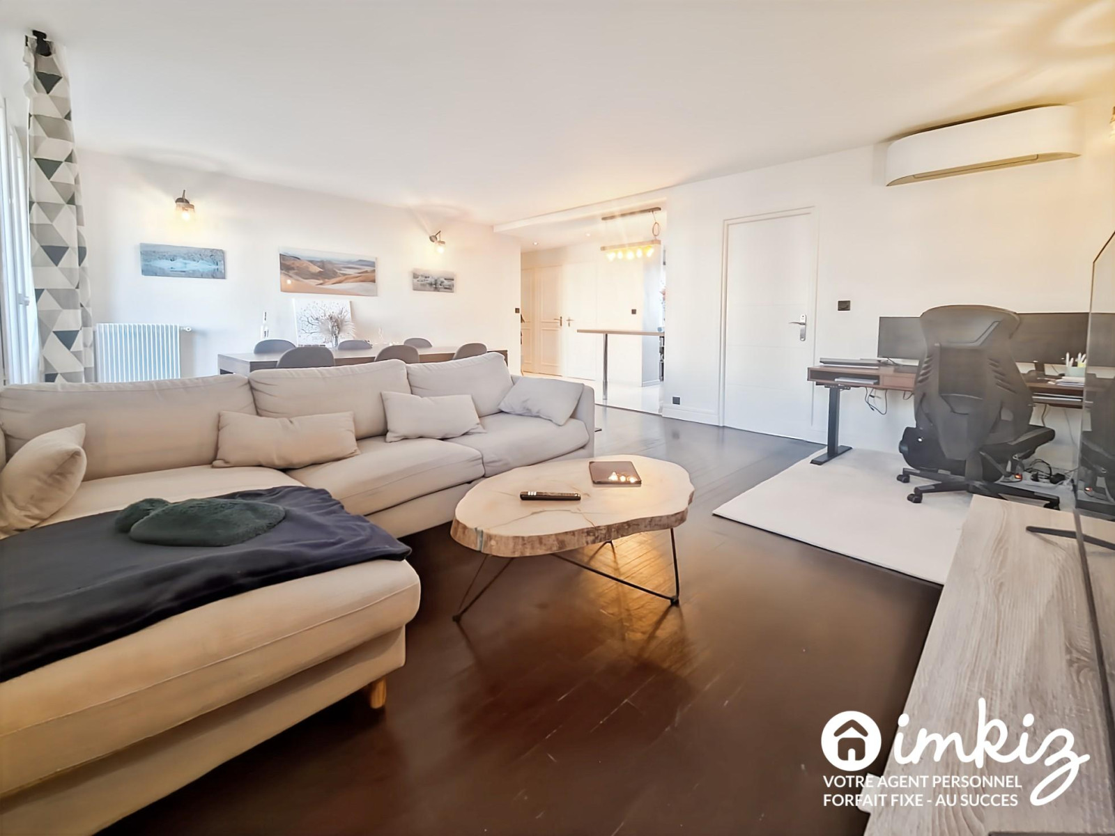 
                                                Vente
                                                 Gratte ciel - T3 70 m² avec balcon, DPE C