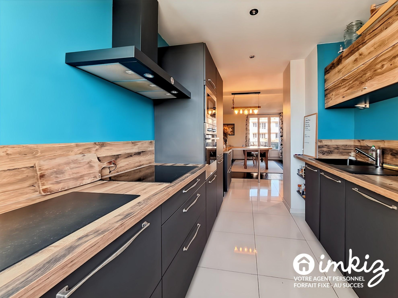 
                                                Vente
                                                 Gratte ciel - T3 70 m² avec balcon, DPE C