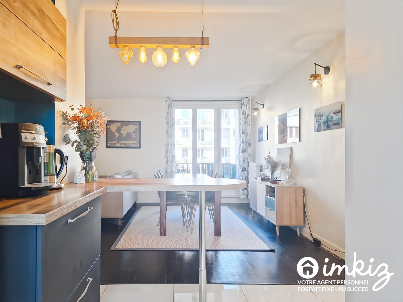 
                                                Vente
                                                 Gratte ciel - T3 70 m² avec balcon, DPE C