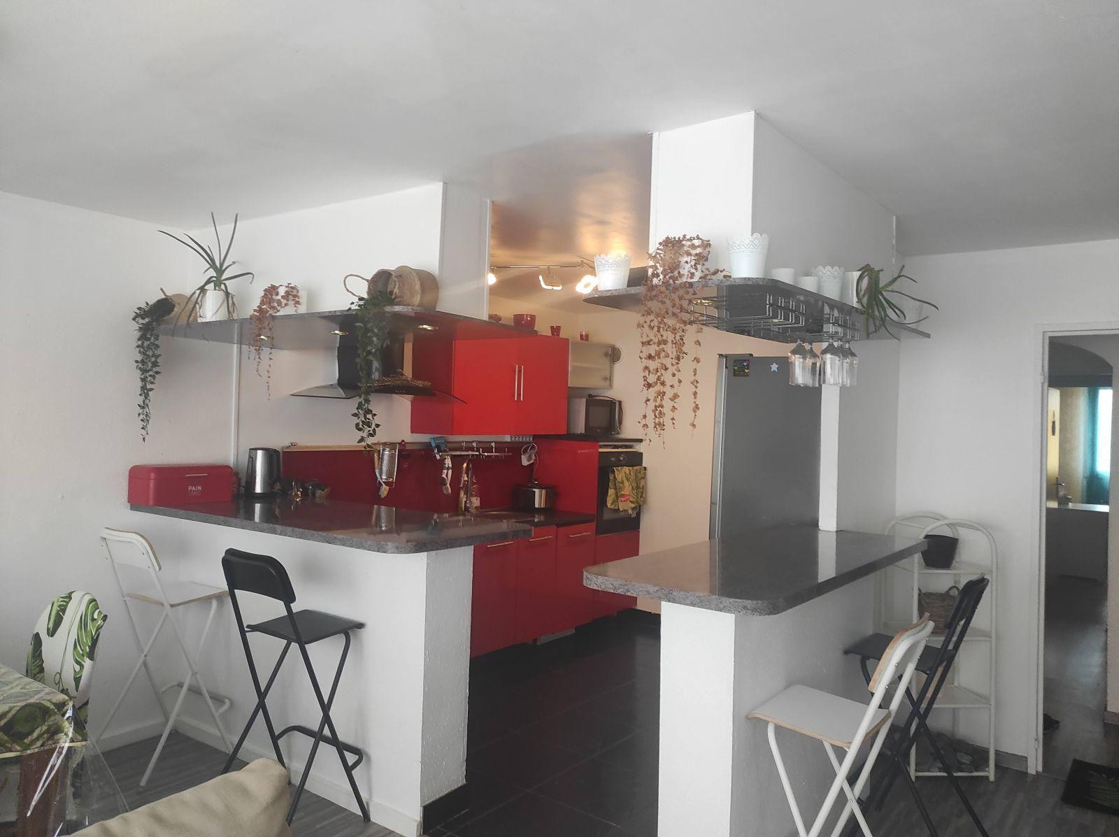 
                                                Location
                                                 Grd appart 3 chambres- Coloc solidaire (600€ X3 )