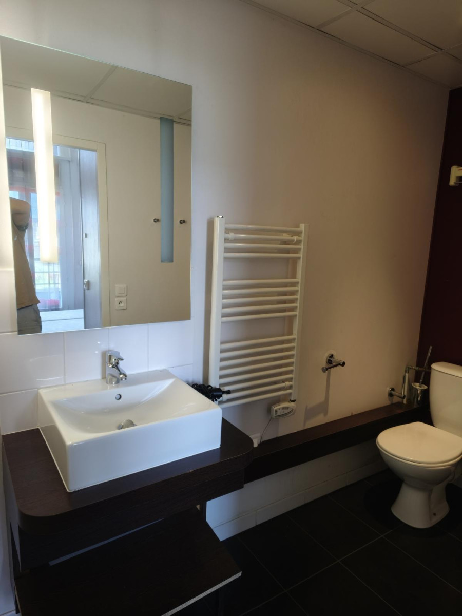 
                                                Location
                                                 Grenoble Bajatière, 2 Pièces 31 m²