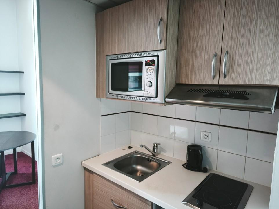 
                                                Location
                                                 Grenoble Bajatière, 2 Pièces 31 m²