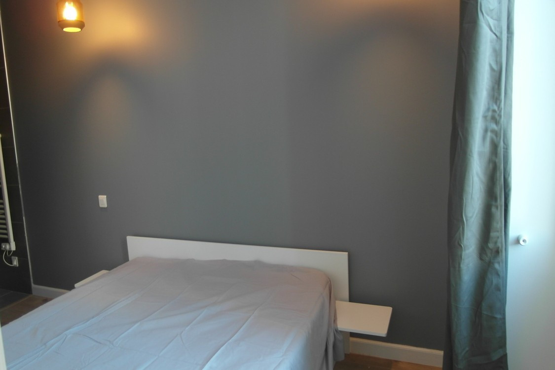 
                                                Location
                                                 Grey Cottage