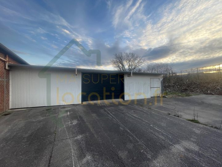 
                                                Location
                                                 HANGAR A LOUER IDÉAL ARTISAN/ENTREPRENEUR