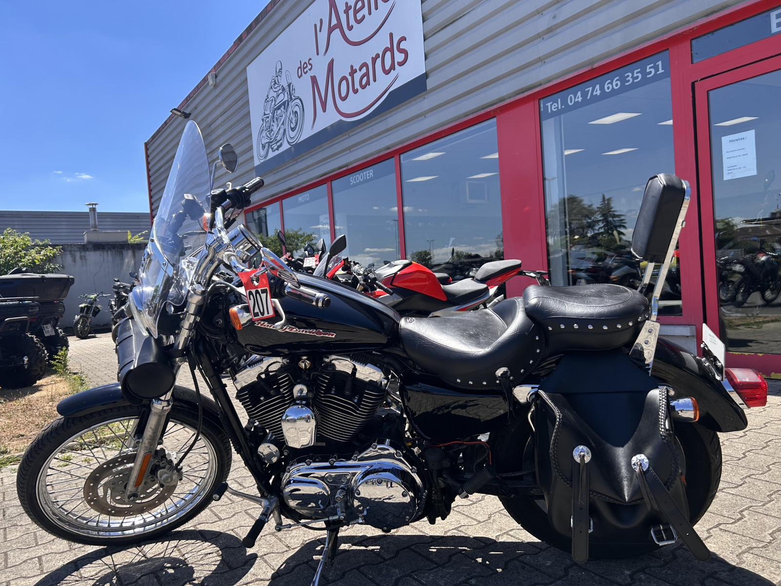 
                                                Moto - Scooter
                                                 Harley-Davidson 😉 HARLEY DAVIDSON – XL 1200 – BON ÉTAT / GARANTIE /GPS -VALISES- FAIBLE KM      31 811 KMS😉 2026