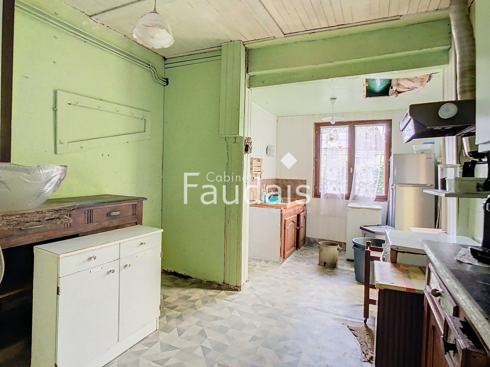
                                                Vente
                                                 HEBECREVON, Maison de 87m2