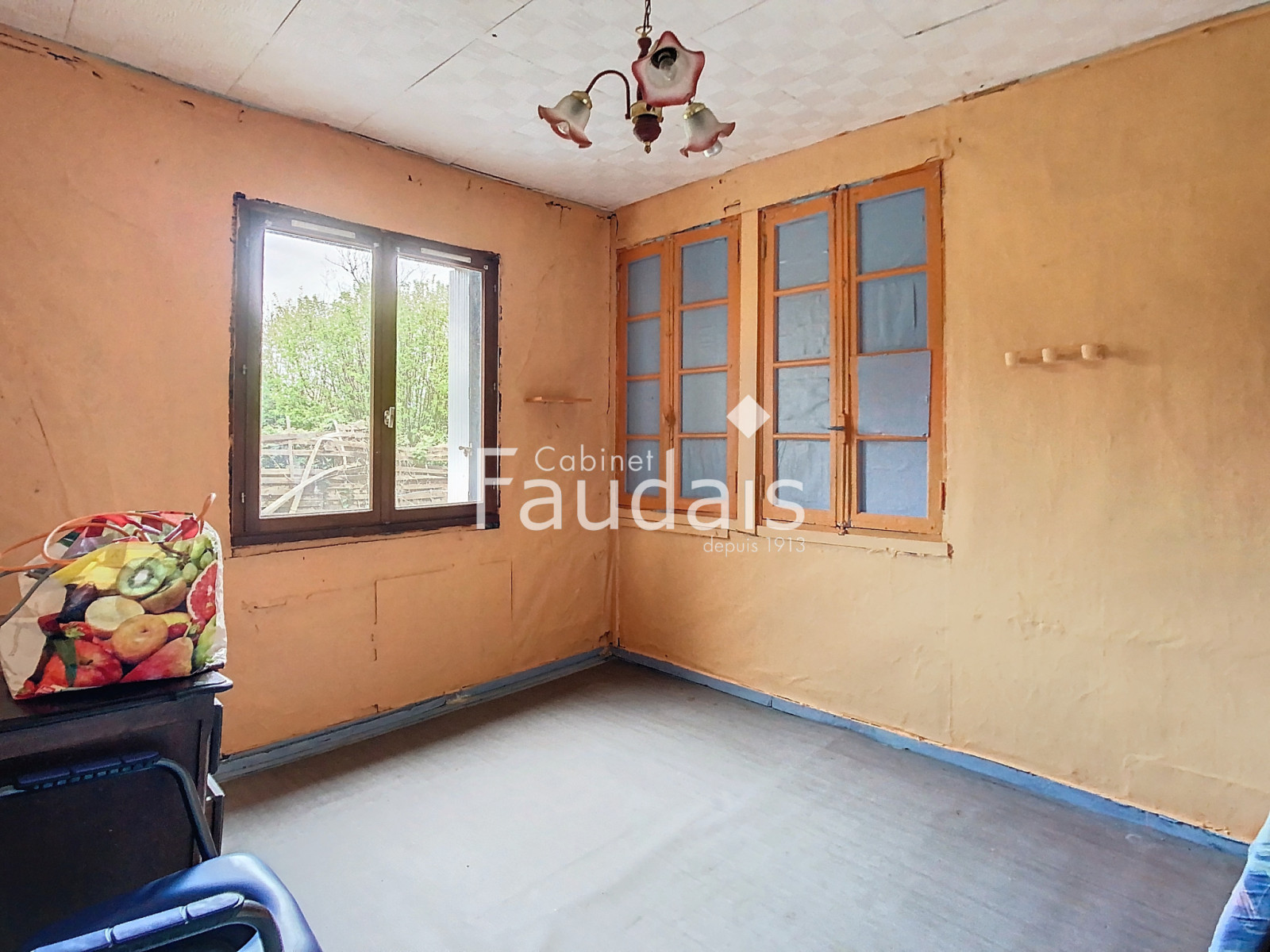 
                                                Vente
                                                 HEBECREVON, Maison de 87m2