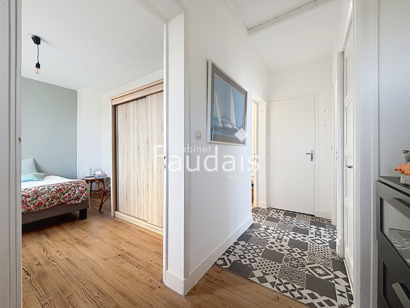 
                                                Vente
                                                 HEBECREVON, Maison rénovée de 75m2, 2 chambres