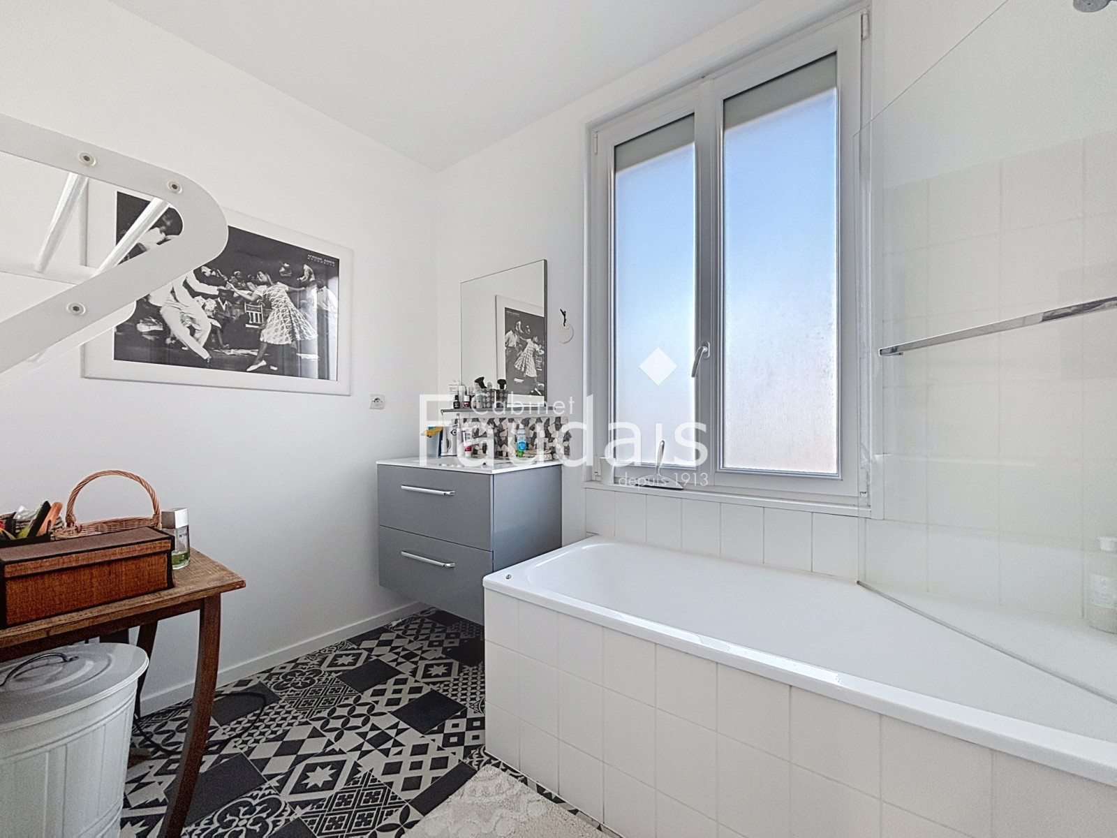 
                                                Vente
                                                 HEBECREVON, Maison rénovée de 75m2, 2 chambres