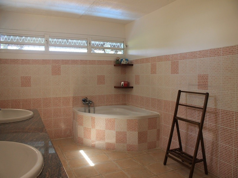 
                                                Vente
                                                 VILLA MEUBLÉE F7