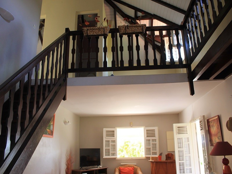 
                                                Vente
                                                 VILLA MEUBLÉE F7