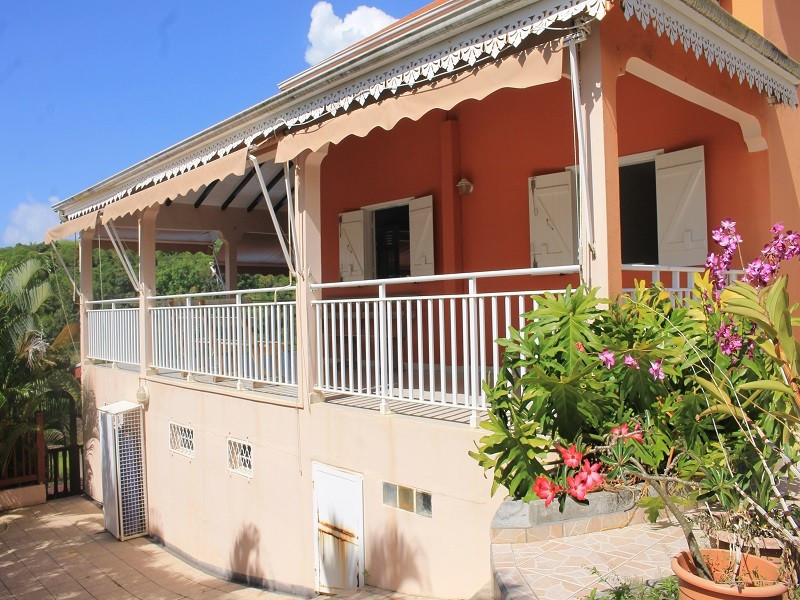 
                                                Vente
                                                 VILLA MEUBLÉE F7