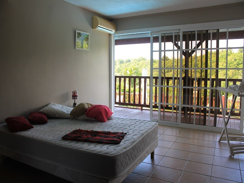 
                                                Vente
                                                 VILLA MEUBLÉE F7