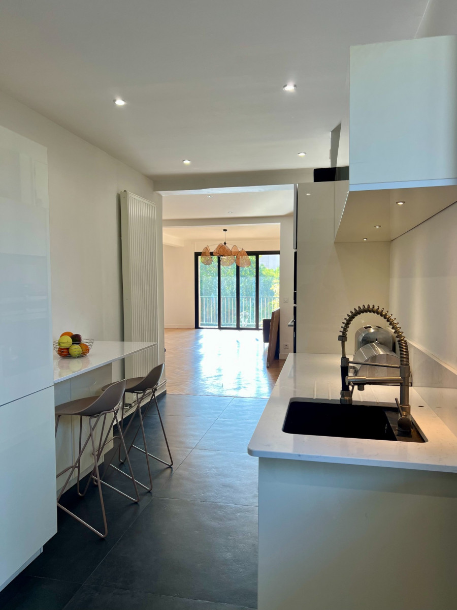 Location
                                                 HERRIOT