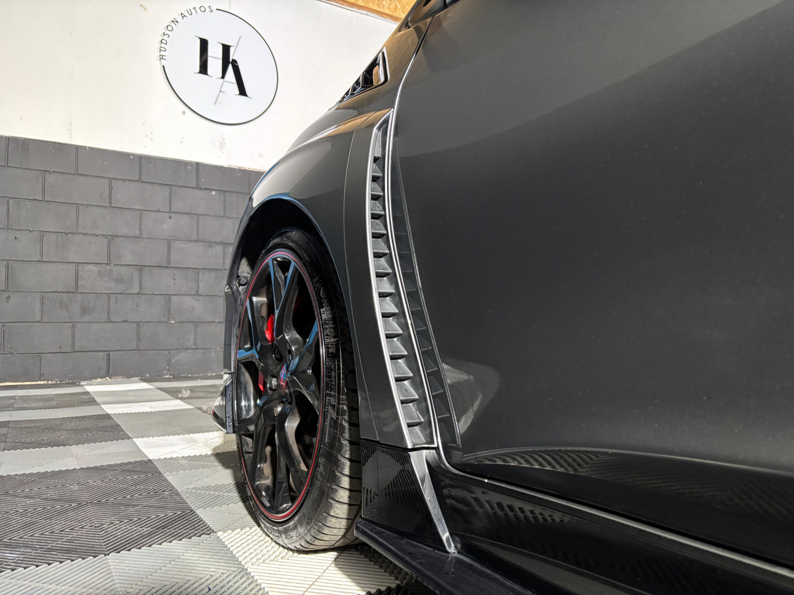 
                                                Voiture
                                                 Honda Civic GT
