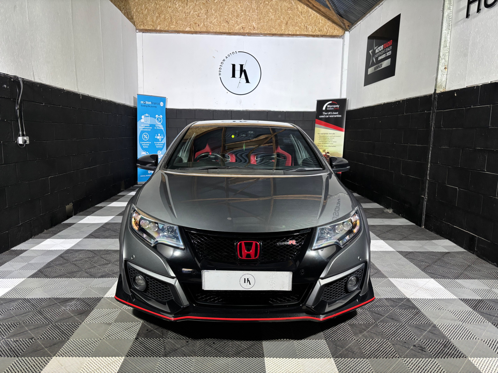 
                                                Voiture
                                                 Honda Civic GT