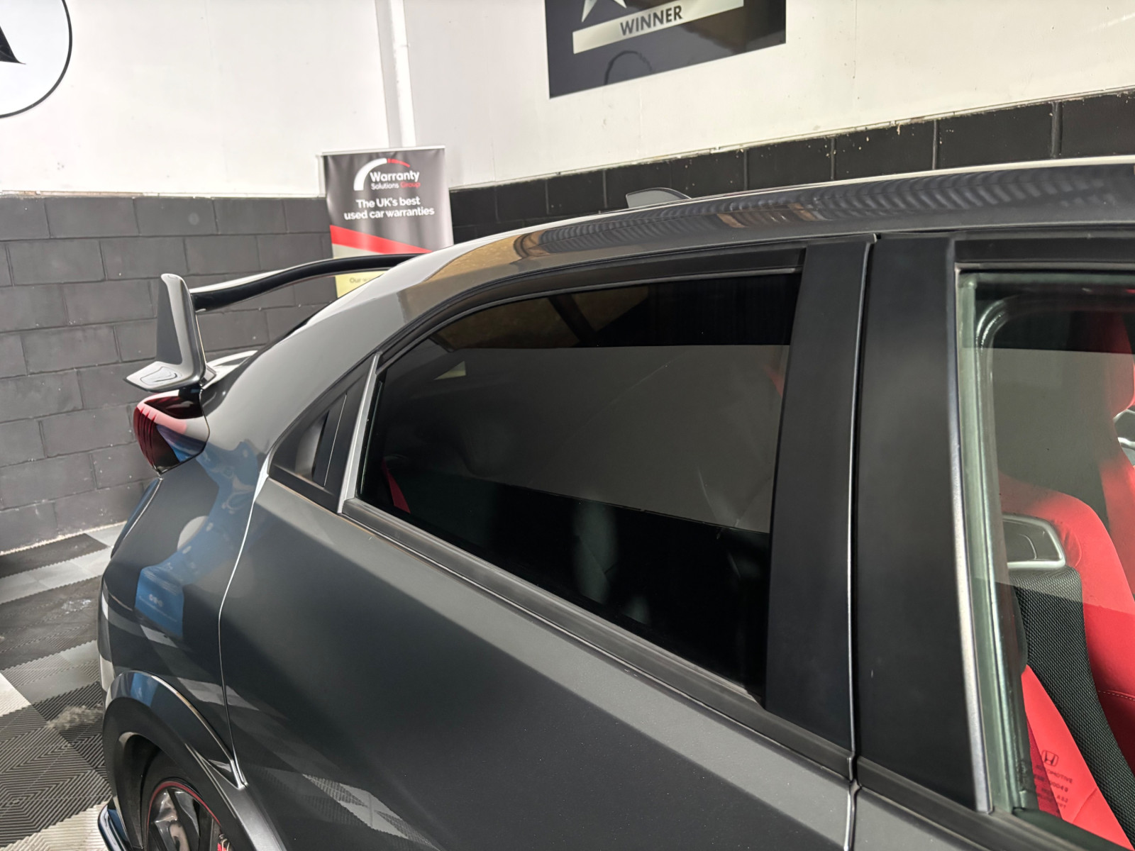 
                                                Voiture
                                                 Honda Civic GT