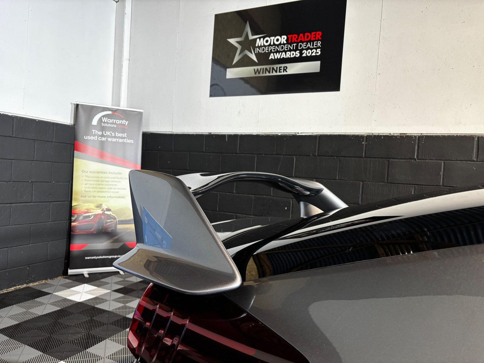 
                                                Voiture
                                                 Honda Civic GT
