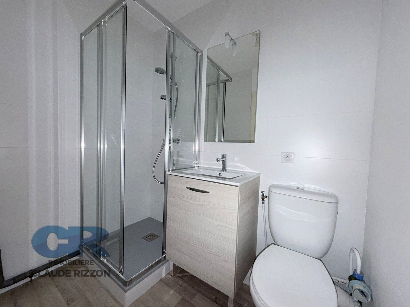 
                                                Vente
                                                 HOPITAL CENTRAL - F1B à vendre