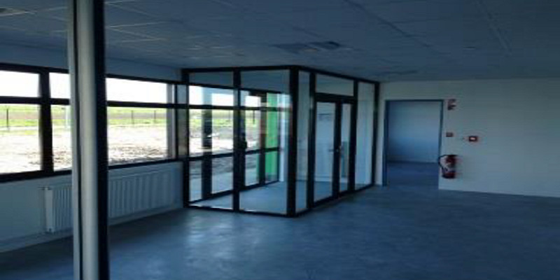 
                                                Location
                                                 Hôtel d'entreprises dans la Somme