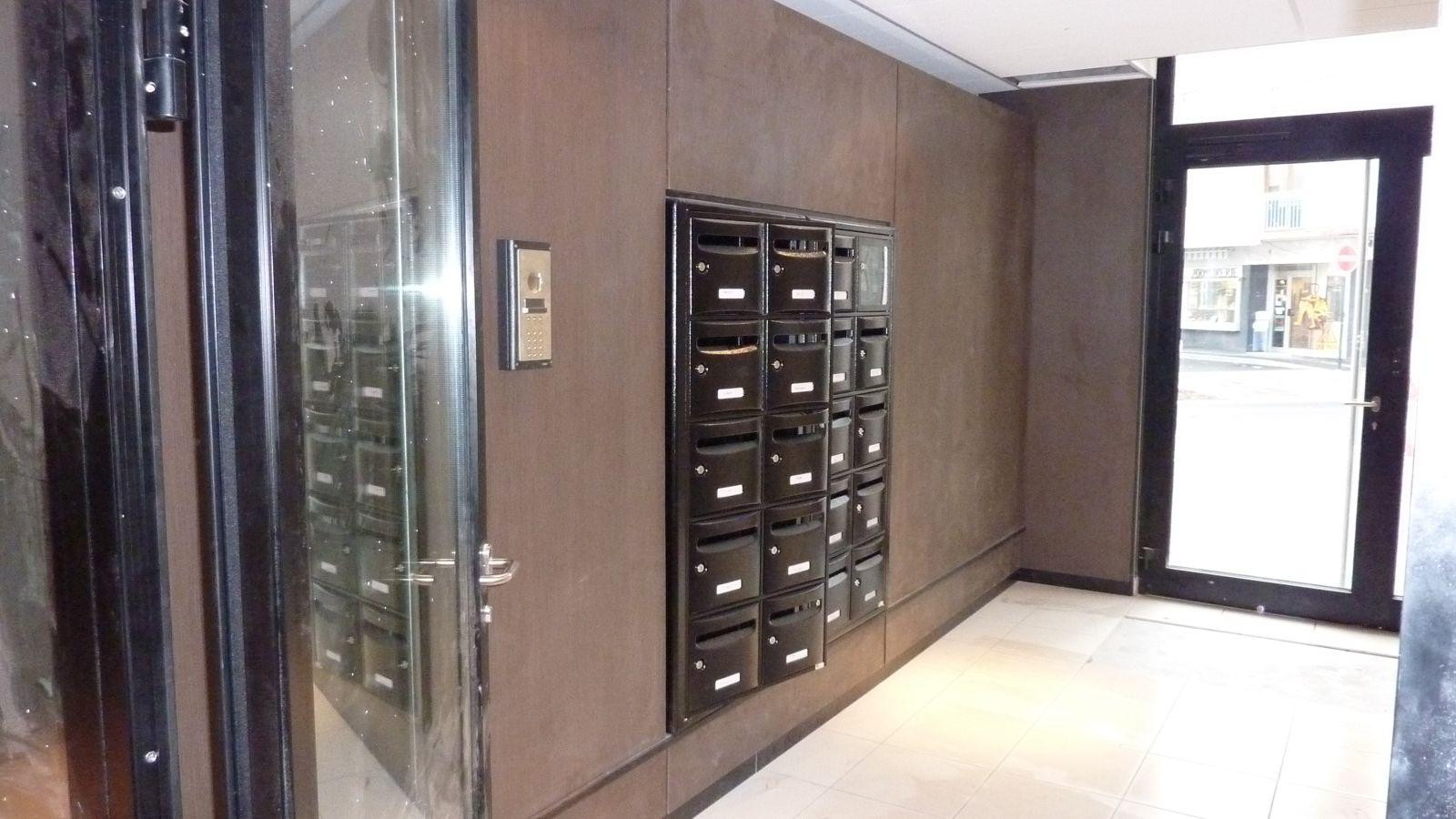 
                                                Location
                                                 Hyper-centre Haguenau au calme