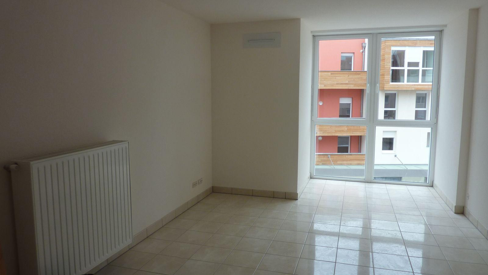 
                                                Location
                                                 Hyper-centre Haguenau au calme