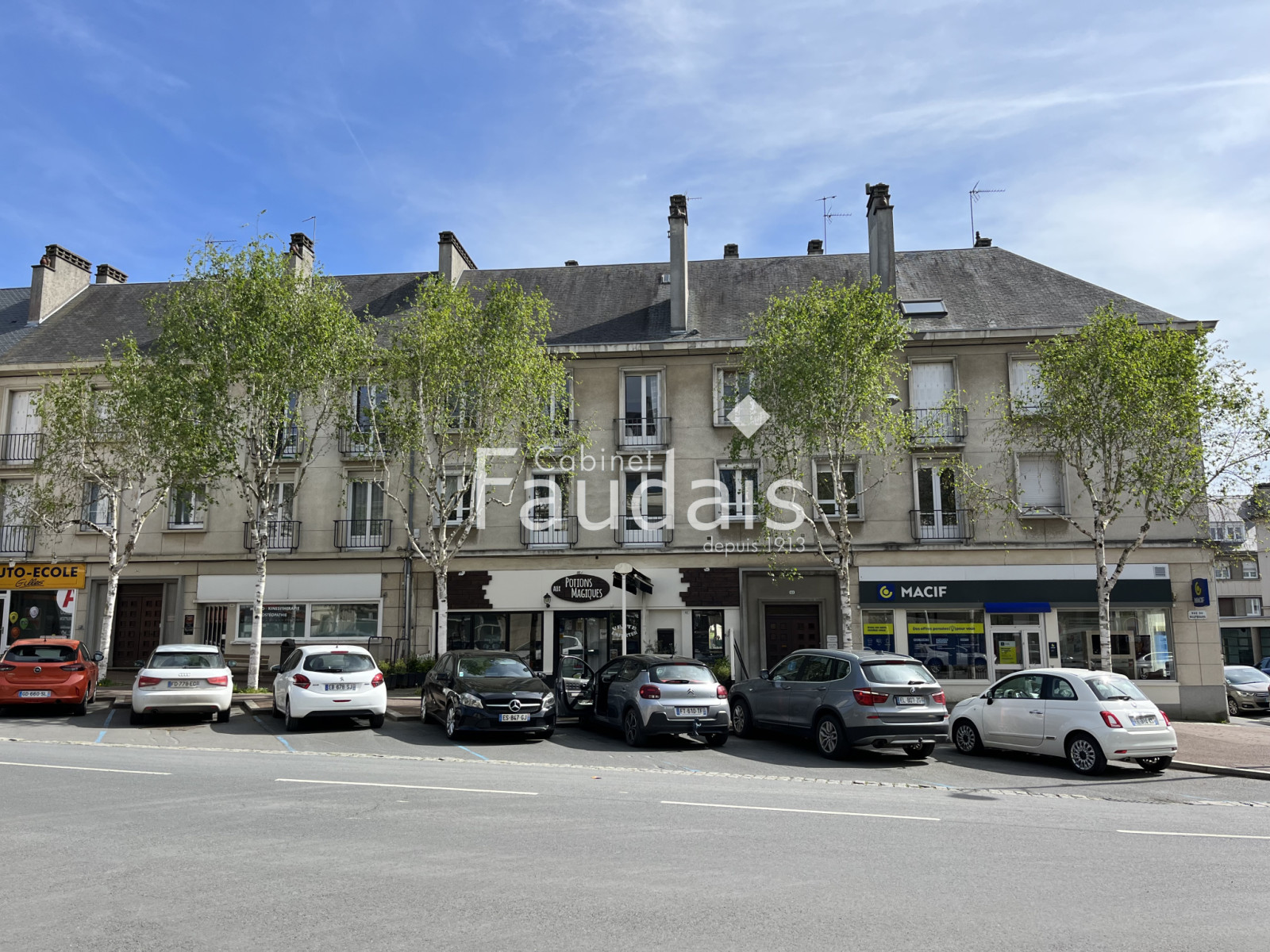 
                                                Vente
                                                 HYPER CENTRE-VILLE DE SAINT-LO