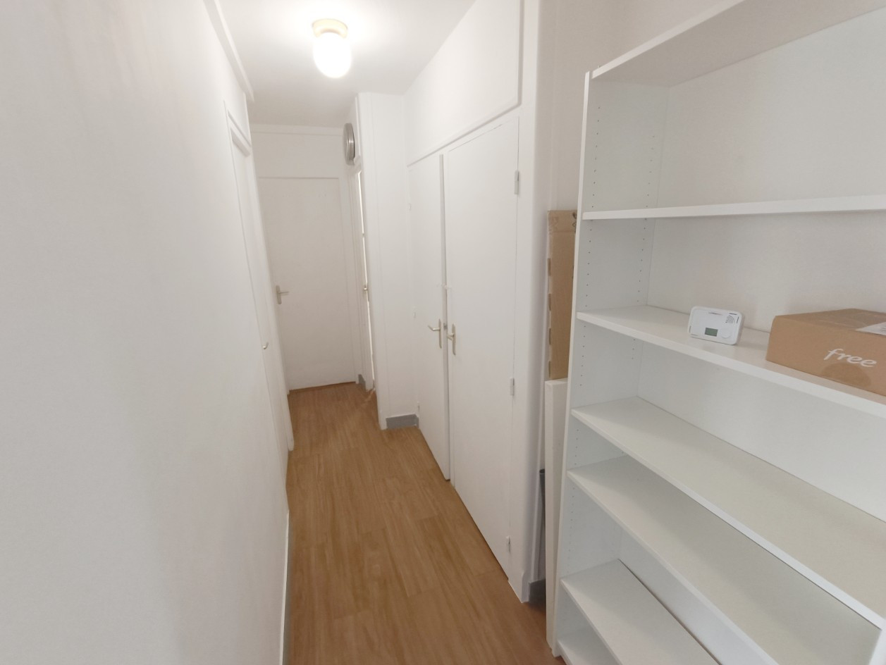 
                                                Vente
                                                 Hypercentre Amiens – T3 avec 2 balcons