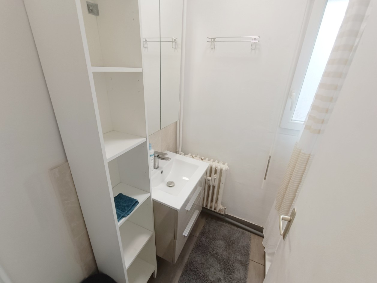 
                                                Vente
                                                 Hypercentre Amiens – T3 avec 2 balcons