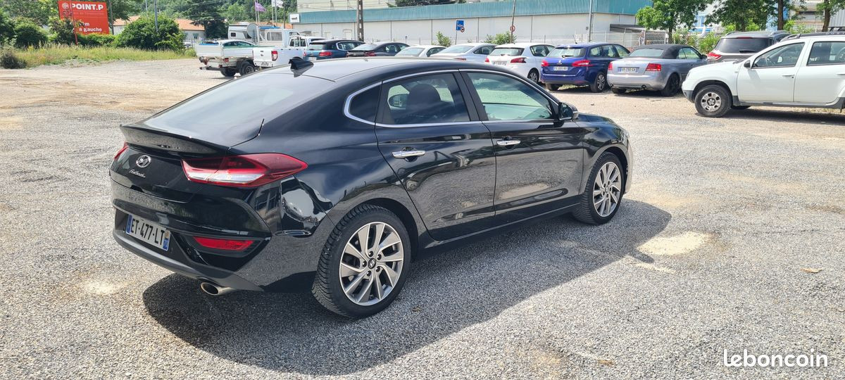 
                                                Voiture
                                                 HYUNDAI i30 Fastback 1.4 T-GDi 140ch Creative