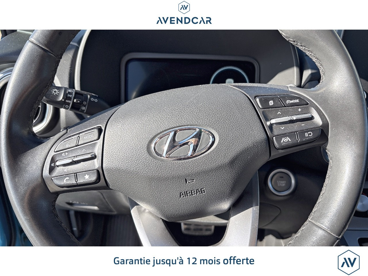 
                                                Voiture
                                                 HYUNDAI KONA