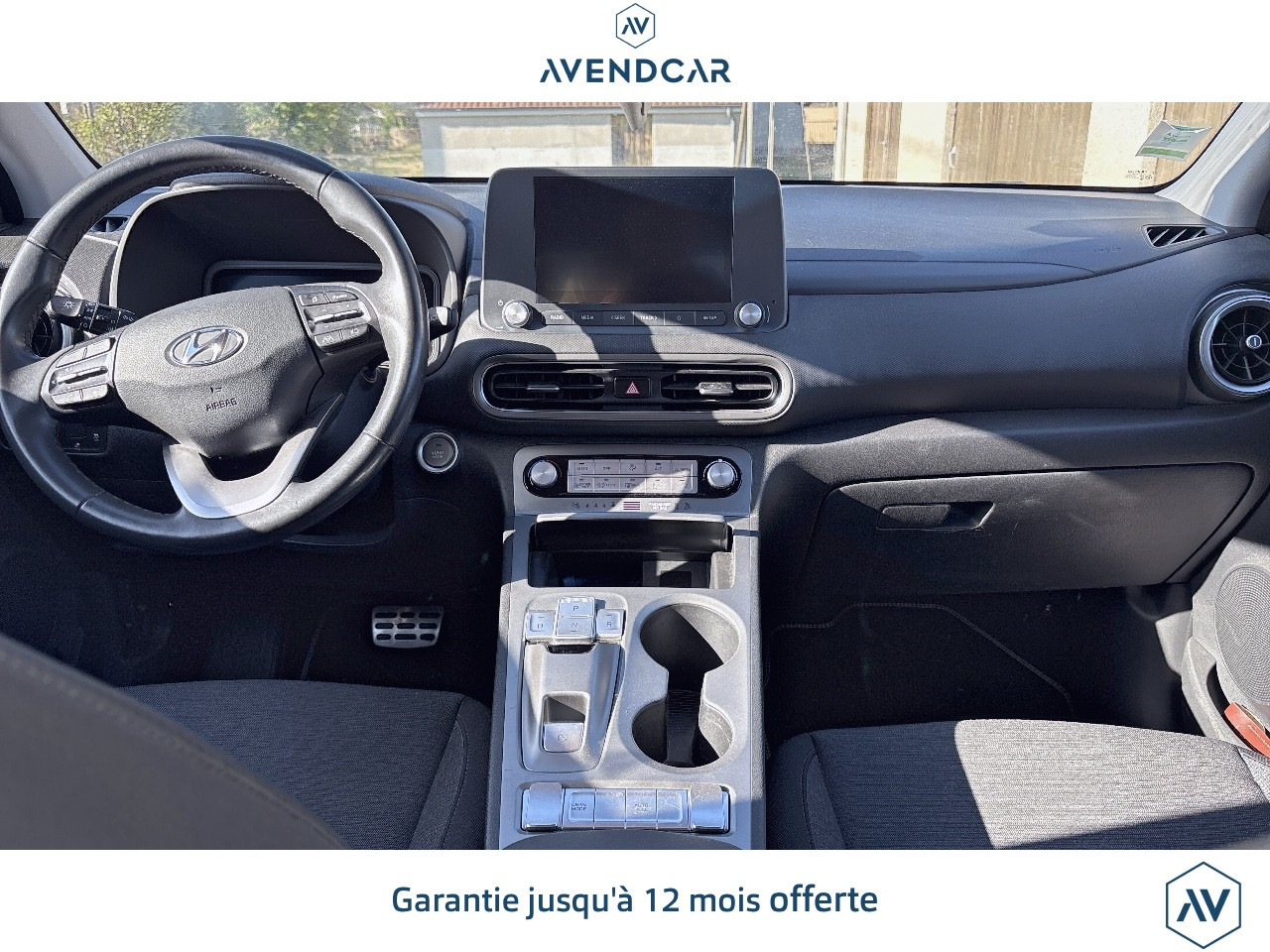 
                                                Voiture
                                                 HYUNDAI KONA