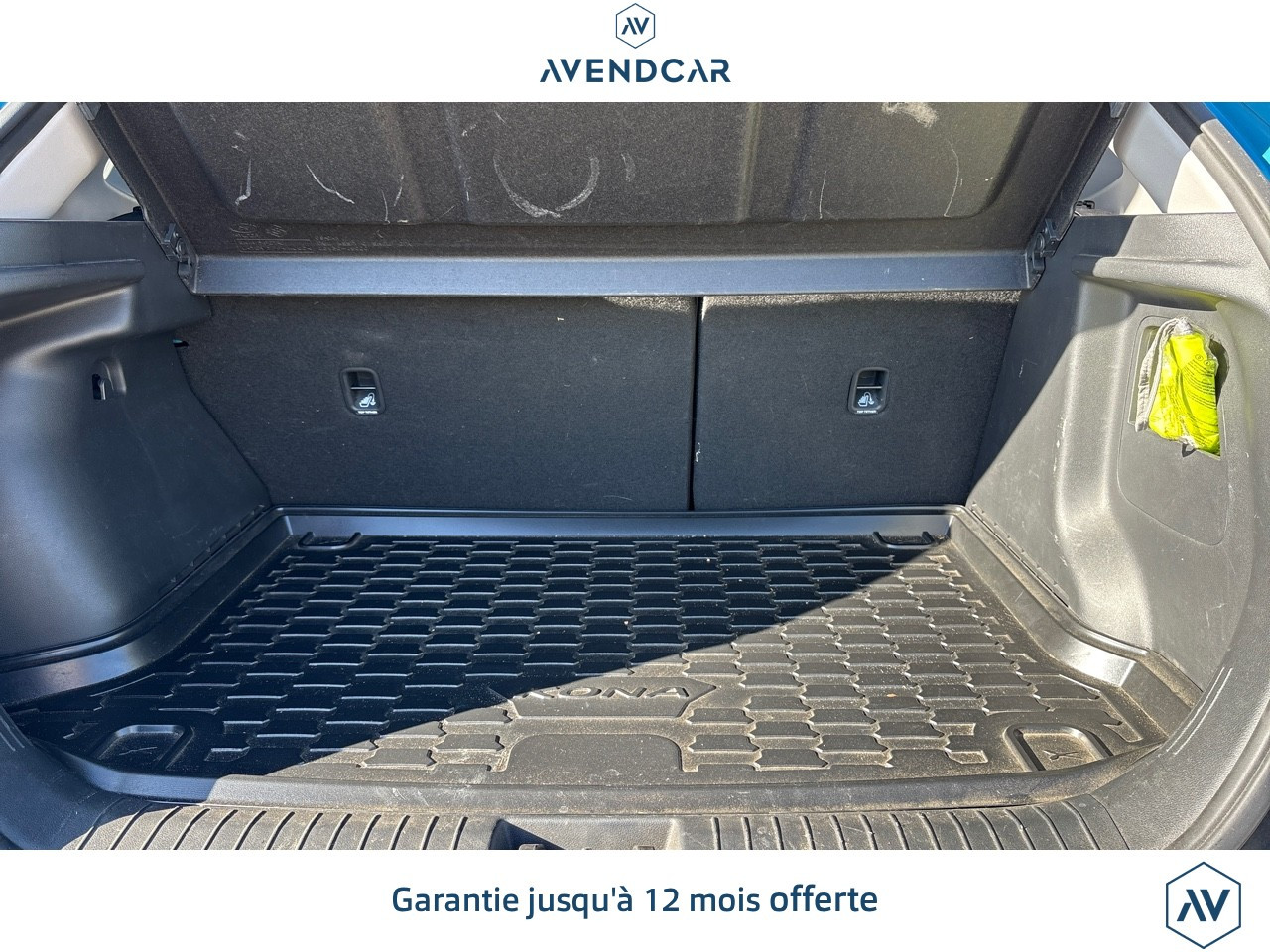 
                                                Voiture
                                                 HYUNDAI KONA