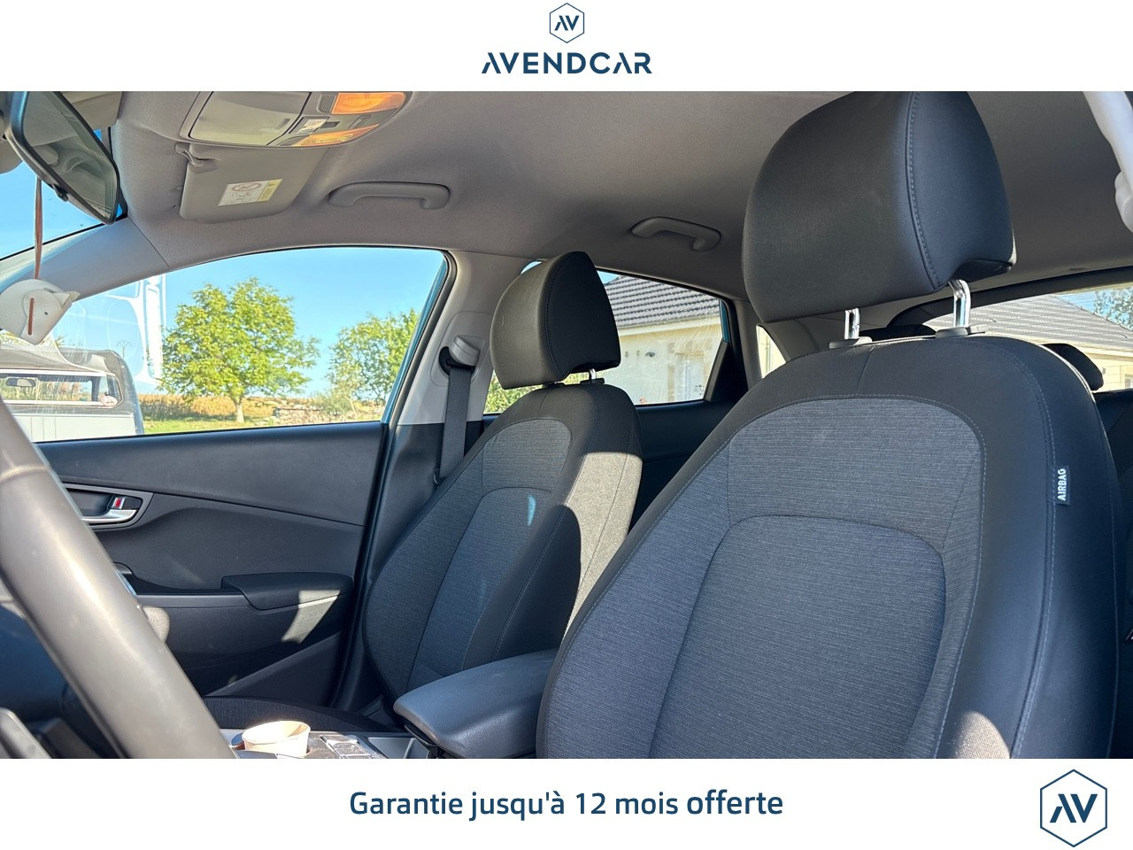 
                                                Voiture
                                                 HYUNDAI KONA